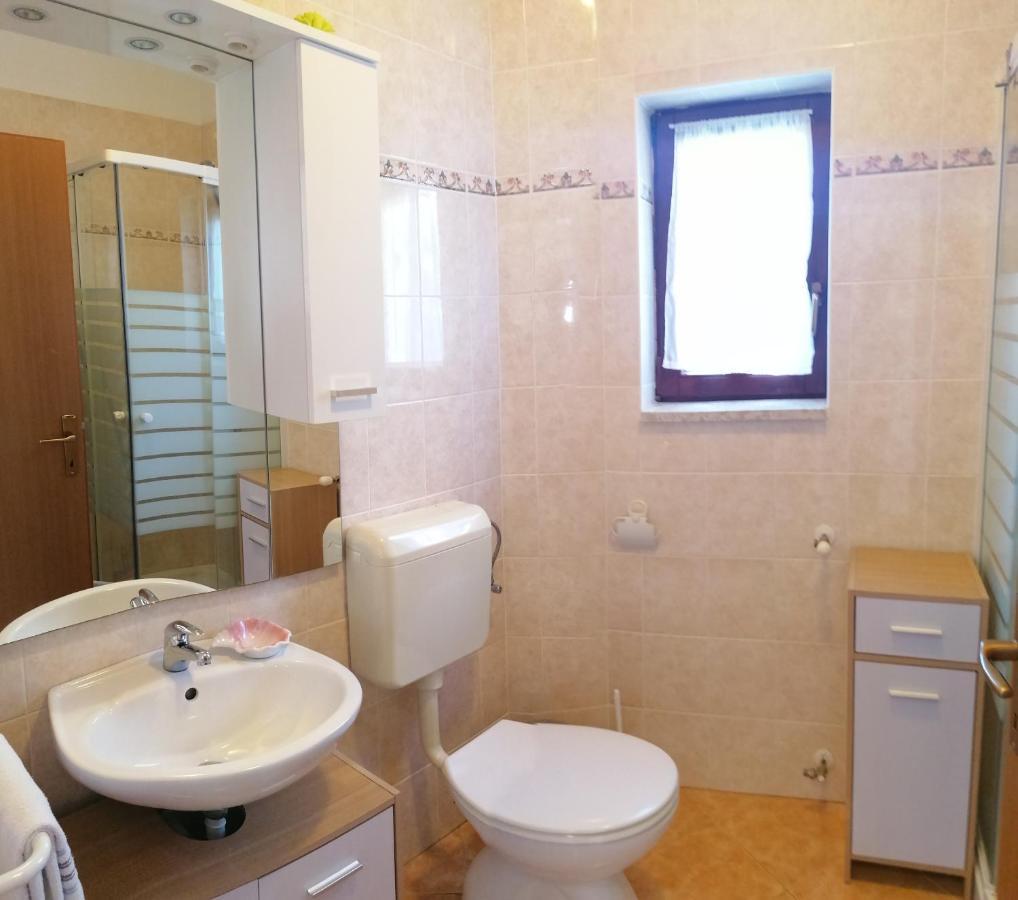 Villa House Manola Rovigno Esterno foto